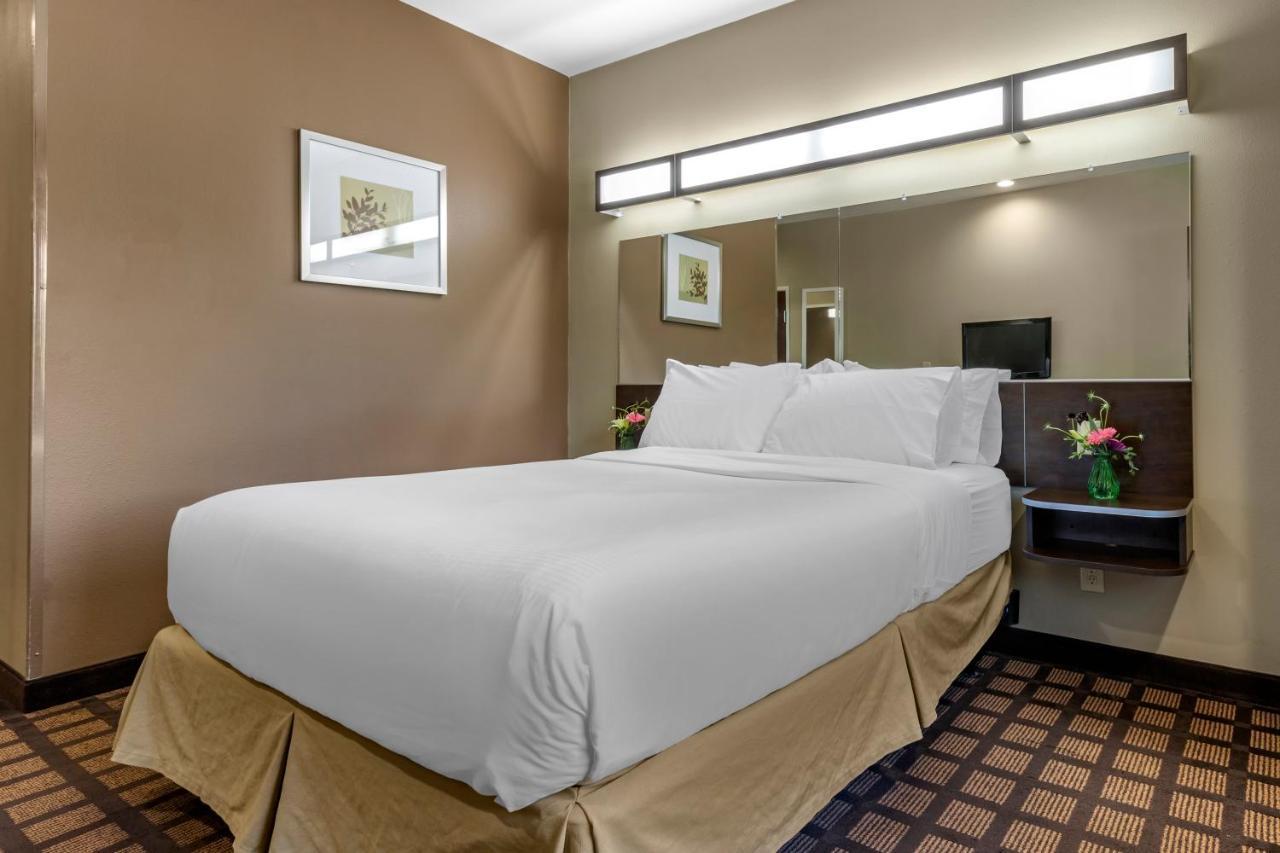 Microtel Inn & Suites Dillsboro/Sylva Ngoại thất bức ảnh