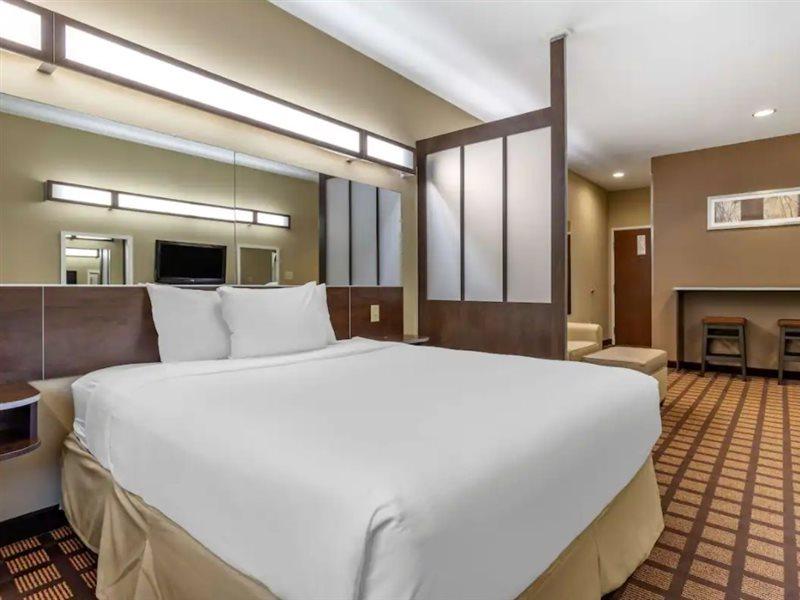 Microtel Inn & Suites Dillsboro/Sylva Ngoại thất bức ảnh