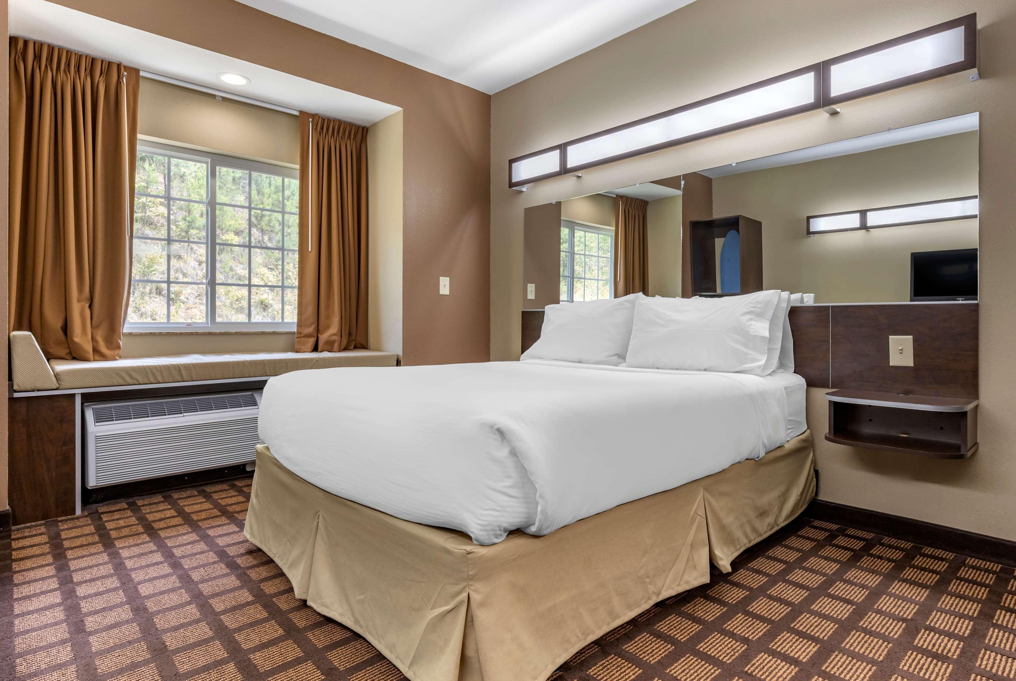 Microtel Inn & Suites Dillsboro/Sylva Ngoại thất bức ảnh