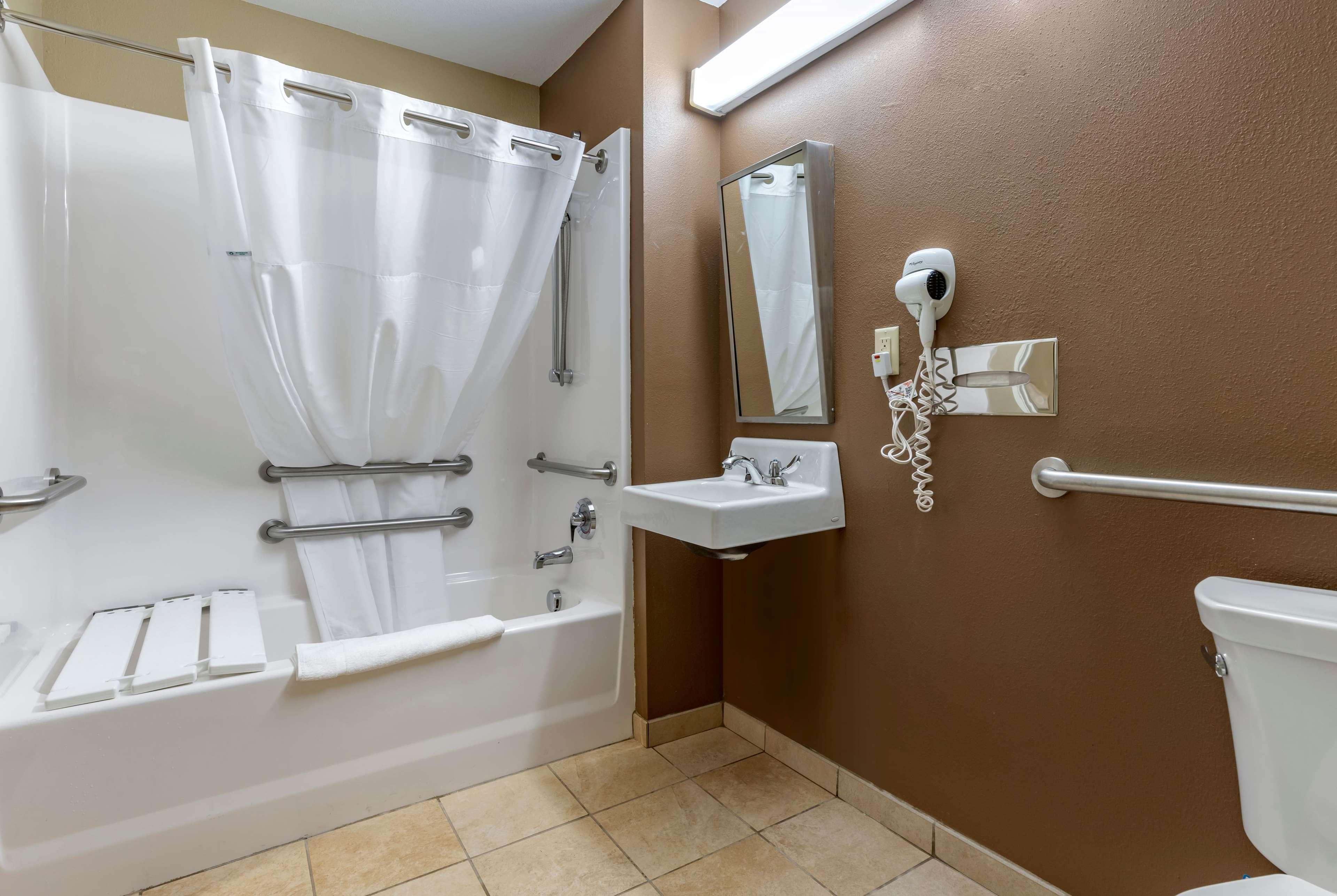 Microtel Inn & Suites Dillsboro/Sylva Ngoại thất bức ảnh