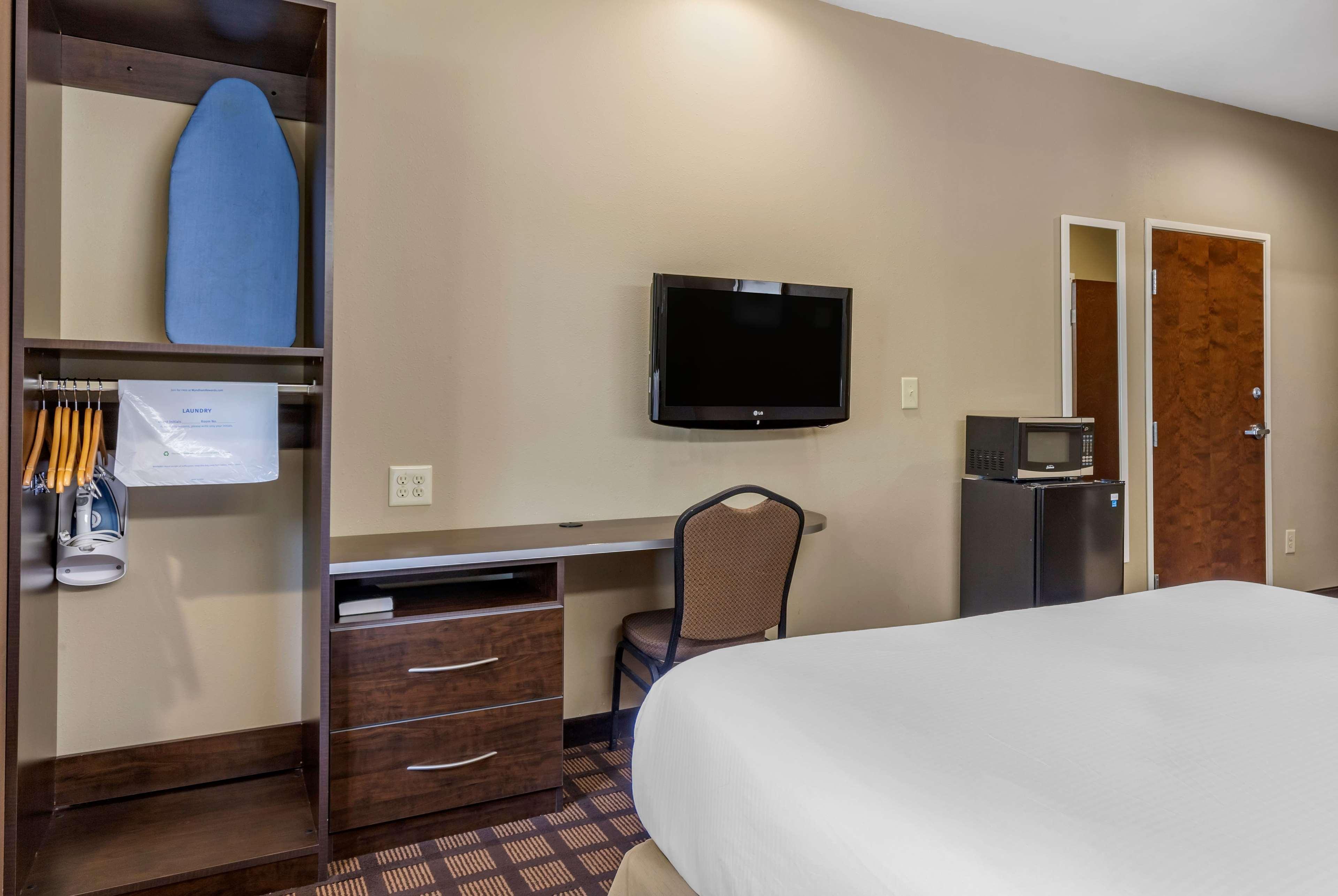 Microtel Inn & Suites Dillsboro/Sylva Ngoại thất bức ảnh