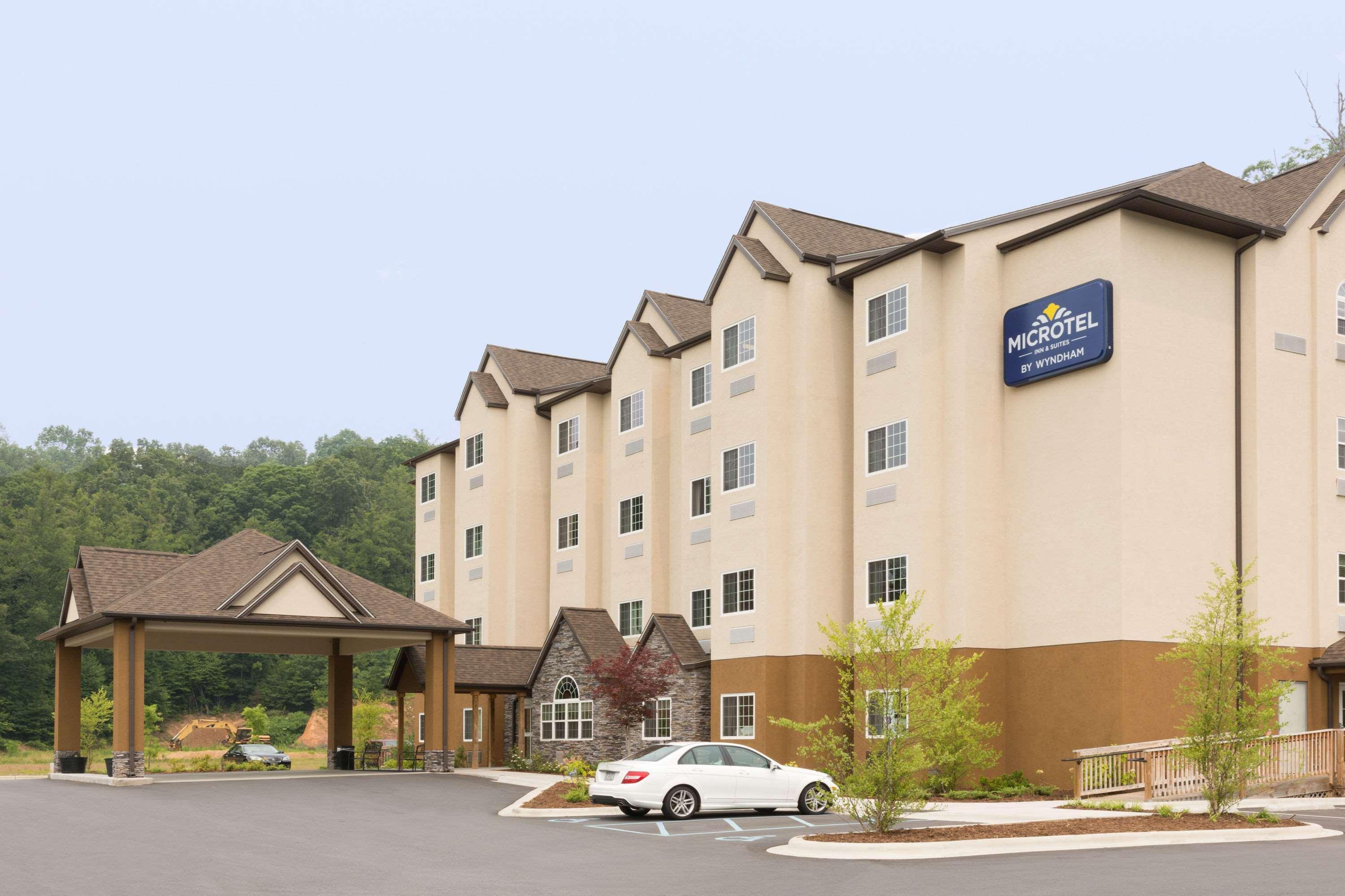 Microtel Inn & Suites Dillsboro/Sylva Ngoại thất bức ảnh