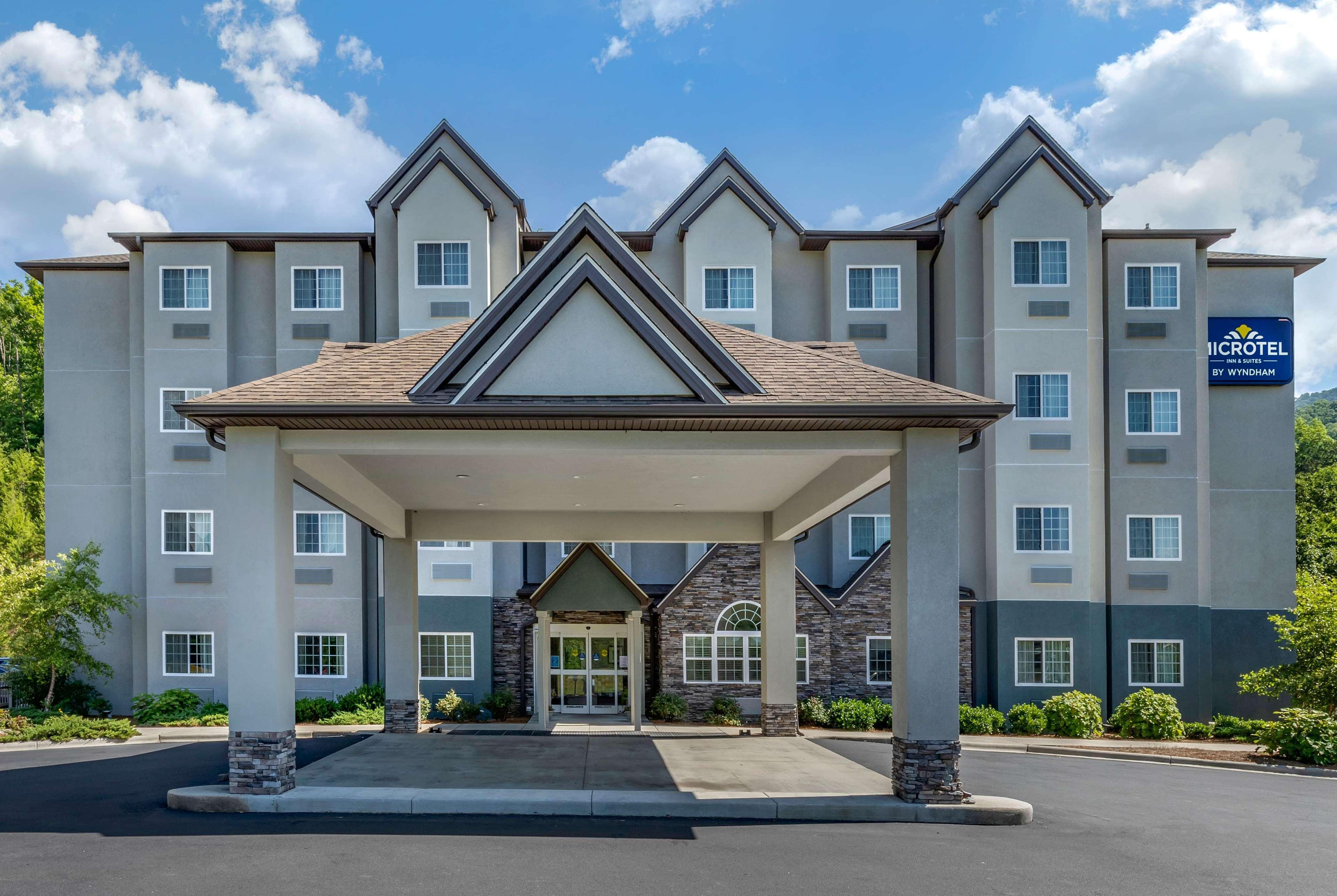 Microtel Inn & Suites Dillsboro/Sylva Ngoại thất bức ảnh