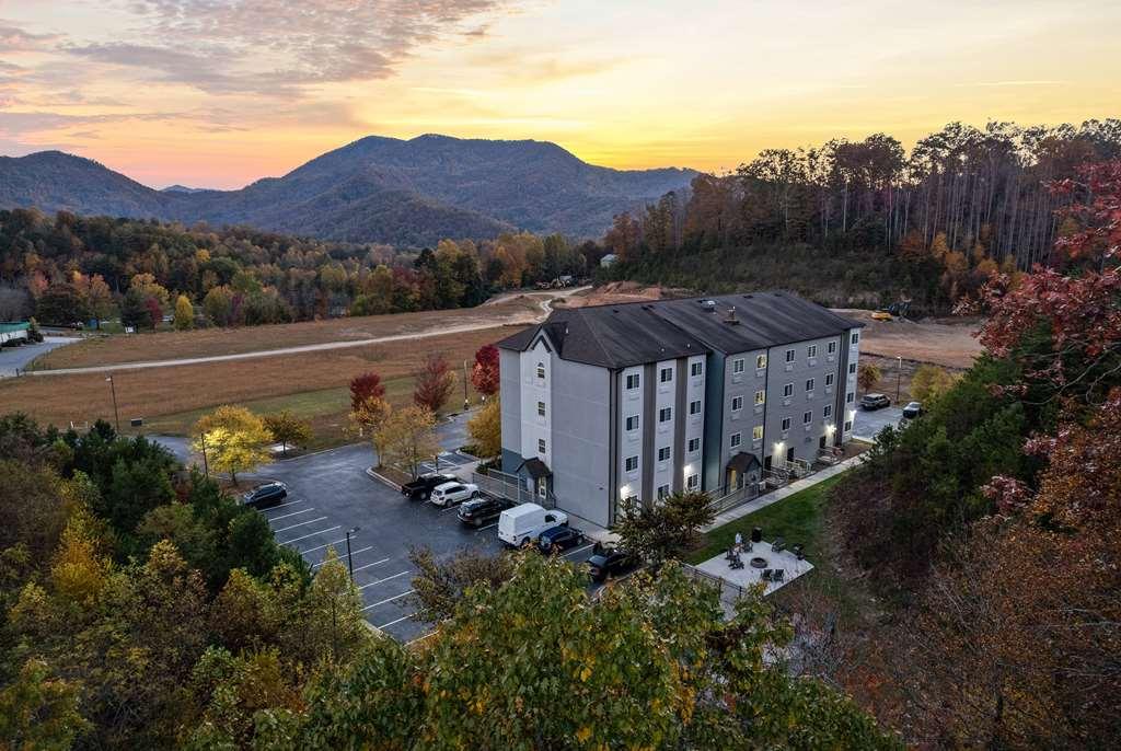 Microtel Inn & Suites Dillsboro/Sylva Ngoại thất bức ảnh